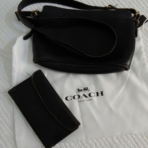 Vintage Coach Black Leather Pusre and Checkbok Wal